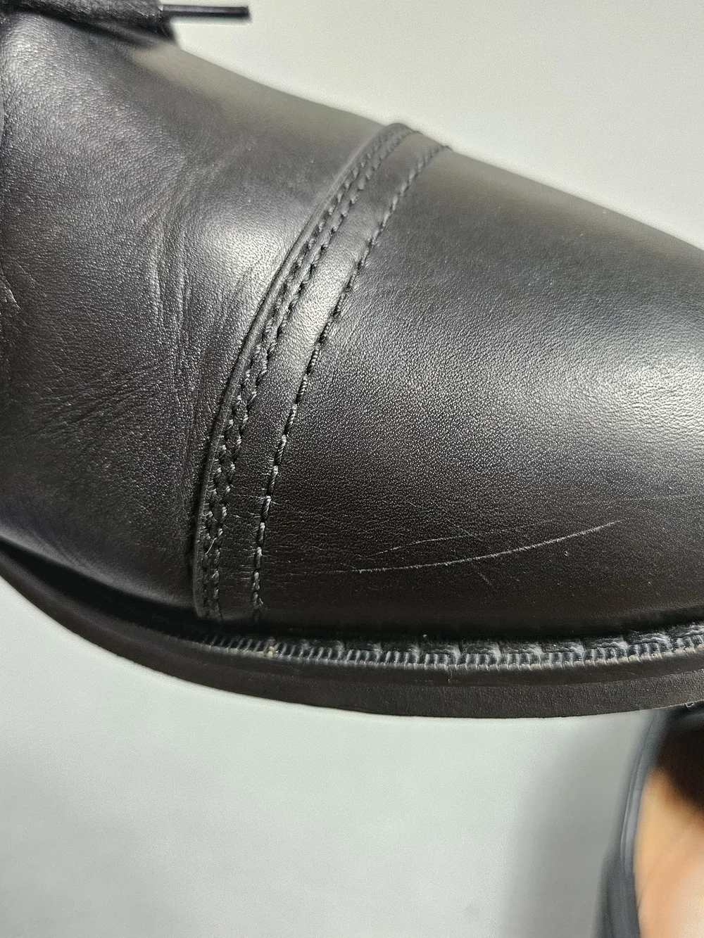 Clarks Black Leather Cap Toe Oxford Shoes